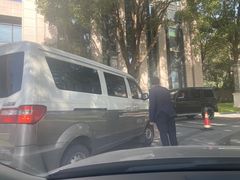 -上海宝华万豪酒店
