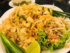 -J Daeng Seafood