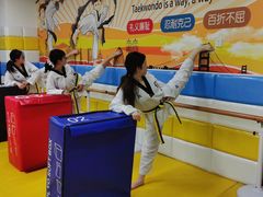 -浛道跆拳道·拳击·体适能