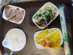 -京穆兰兰州牛肉面·清真(中川机场店)