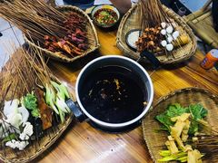 -咏勝锑锅麻辣烫(净居寺路总店)