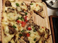 黑椒牛肉披萨-原石牛扒·约会餐厅(龙城万科里店)