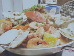 招牌海鲜骨煲-凤城康记饭店
