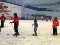 -哈尔滨热雪奇迹