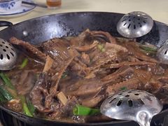 秘制掌亦煲-独树塱农庄