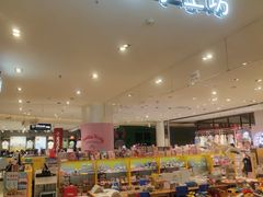 -资和信百货商场
