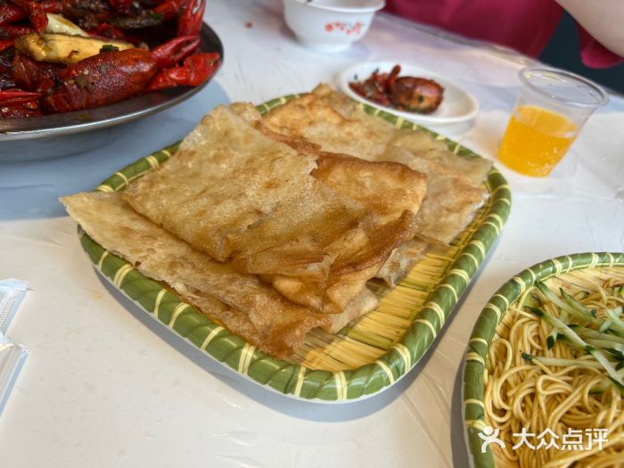 五七小李子油焖大虾(总店)飞饼图片