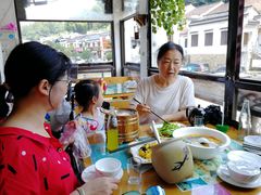 -九华山友谊土菜馆 小资餐厅
