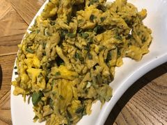 香椿头炒蛋-新梅华(太仓万达店)