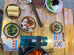 -黔二妞地摊火锅(龙华清湖店)