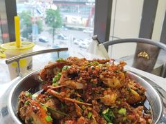 -凤凰路何眼镜香辣蟹(花果园店)