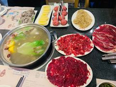 -名门潮牛·鲜牛肉海鲜火锅.烧烤自助餐厅(诚丰广场店)