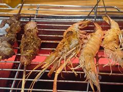-哈尔滨小酒馆·鲜肉现穿自助烧烤(康新花园店)