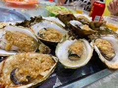 -蚝哥花姐湛江烤生蚝(美丽湾市场店)