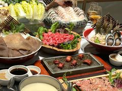 -红鼎豆捞·非遗鲍皇汤火锅(宝丰路店)