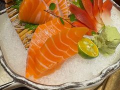-山川小町·极番烧肉(新地假日广场店)