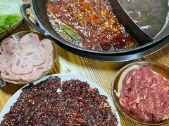 -赵美丽·重庆社区火锅·直营店(火车东站·中豪国际店)