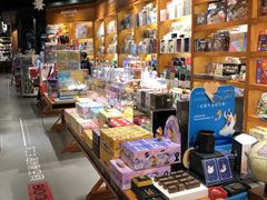 -西西弗书店&矢量咖啡(凯德晶萃广场店)