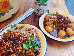 -拈签一笑黄牛肉辣卤串串