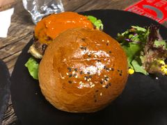 -HIGH FIVE哈福手工汉堡(桂林路店)