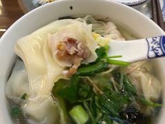 -笑来喜馄饨小笼工坊店(湖滨街店)