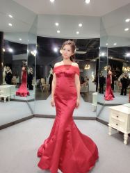 -艾米丽婚纱礼服