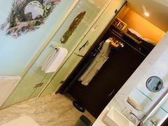 -上海滴水湖皇冠假日酒店