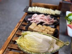 -乡土黄·鲜牛肉火锅·小龙虾(兴业街店)