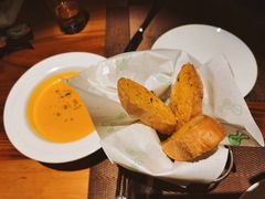 蒜香黄油法包-秀·爱尔兰餐吧(上海路店)