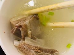 -洁神饭庄·海鲜·青岛菜·30年老字号(五四广场店)