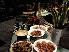 -唐拉雅秀酒店-西锦汇空中BBQ·思创餐厅