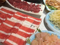 -贵府酸汤牛肉火锅·贵州老字号(飞山街店)
