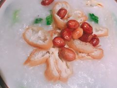 荔湾艇仔粥-大榕树下顺德菜(融创茂店)