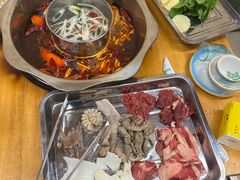 -金鼎雪山牦牛杂火锅(理县总店)