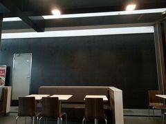 大堂-麦当劳(深圳北站高铁店)