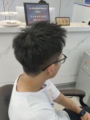 -尤司男士国潮理发馆