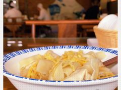 -笑来喜馄饨小笼工坊店(湖滨街店)