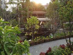 -花溪雨·森林餐厅(石基店)