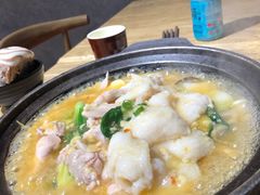 养颜小鱼-极有家小鱼小鸡石锅煲(佳兆业店)