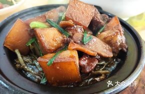 Stewed Pork with Dried Green Beans