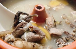 Health-Benefiting Stomach Soup