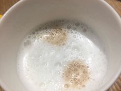 免费美式咖啡-HELLO 27 意面·沙拉·帕尼尼