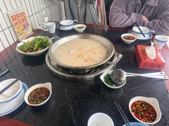 -老来福·非遗酸汤兔(凯旋路店)
