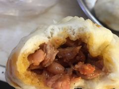 奥尔良鸡腿包-老陶包子铺(南大西南村店)