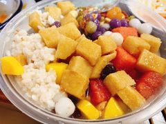 丈母娘冰粉-串妹花式冰粉(乐山总店)