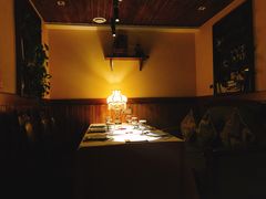 卡座-俄士厨房(万松园店)