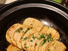 沙窝焗荔浦芋儿-马仕玖煲·融合菜·酥不腻烤鸭(人大店)