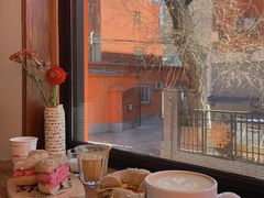 靠窗位-Catch Bagel(芳草地店)