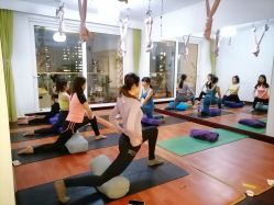 -Yvon yoga 瑜伽·精准体态管理中心