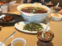 -渝信川菜 · 川味家常菜(财富购物中心店)